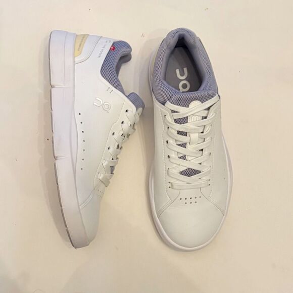 On Running The Roger Advantage Sneaker Size 7 $140.00 - Picture 4 of 9